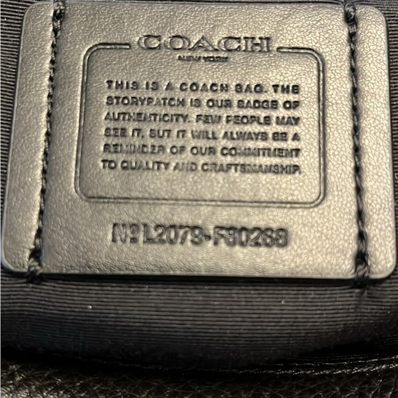 Coach purse (shoulder bag) new used once to try - Picture 6 of 7